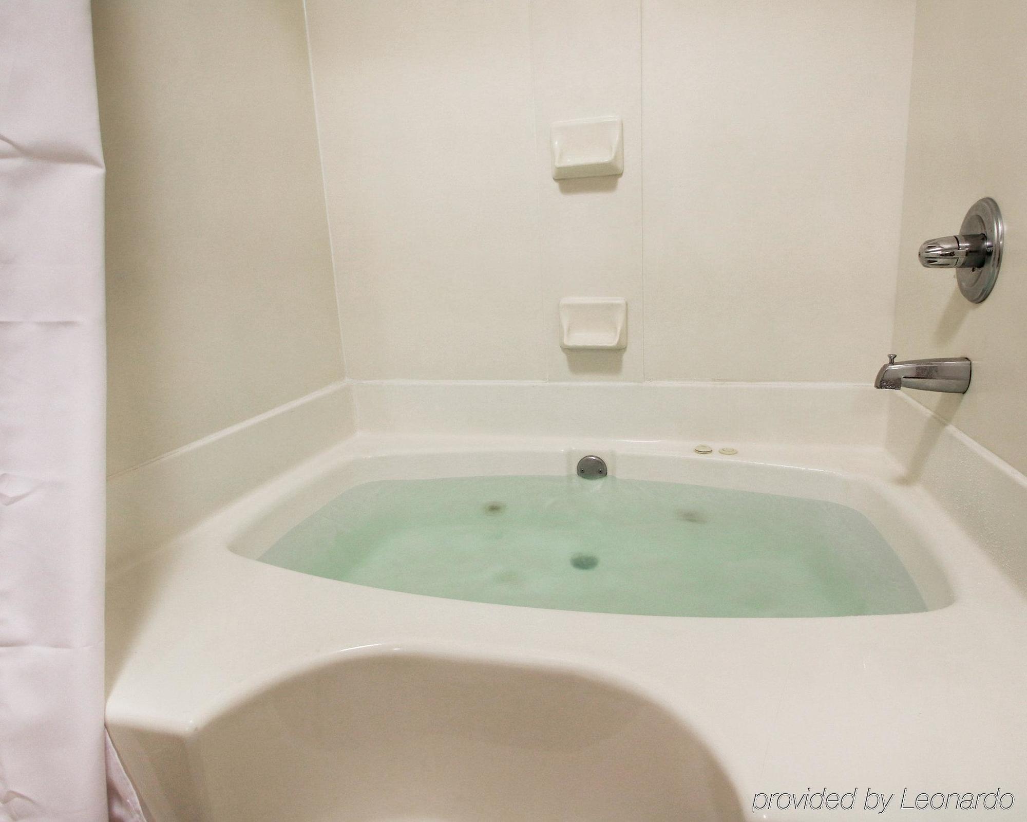 Columbia Inn & Suites Luaran gambar