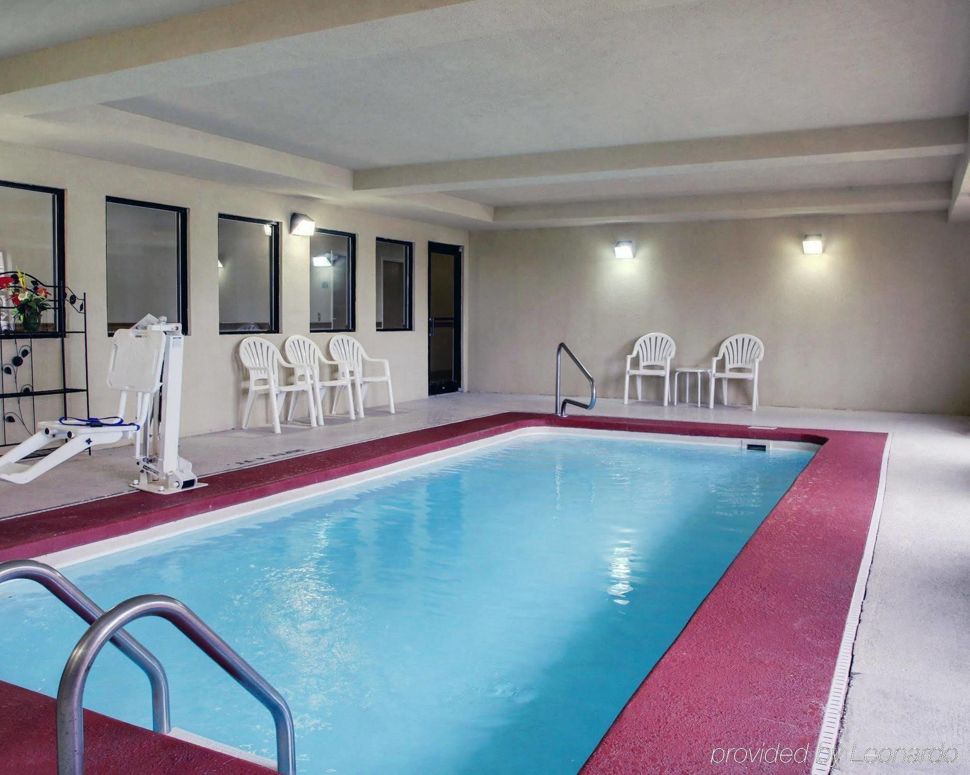 Columbia Inn & Suites Luaran gambar